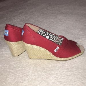 TOMS heels